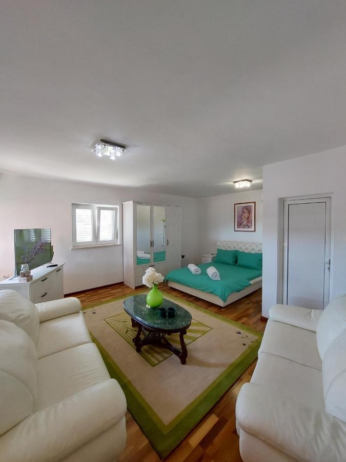 Apartment Andric 2 *